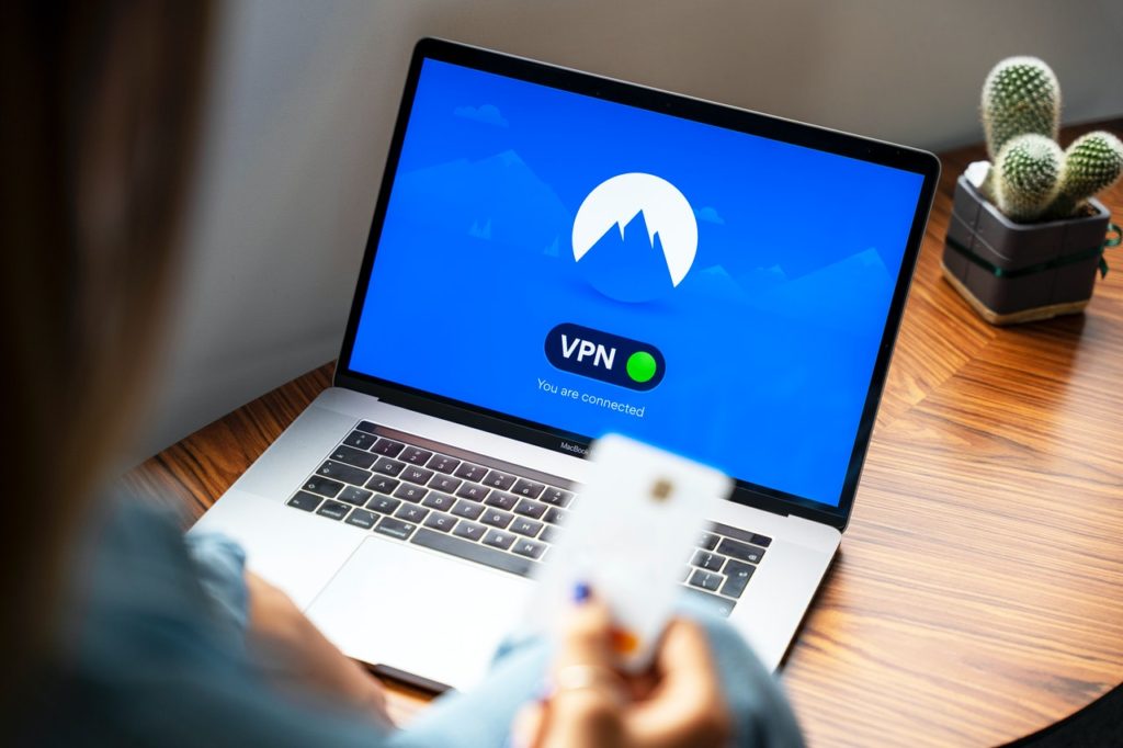 tweeting with vpn